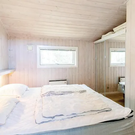 Beautiful In With Sauna Hébergement de vacances *