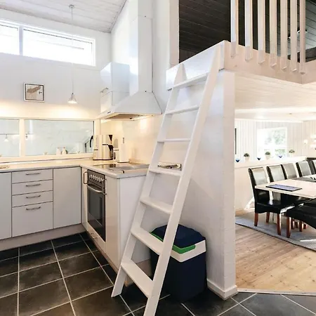 Feriehus Tørveskæret Nexø Iv *